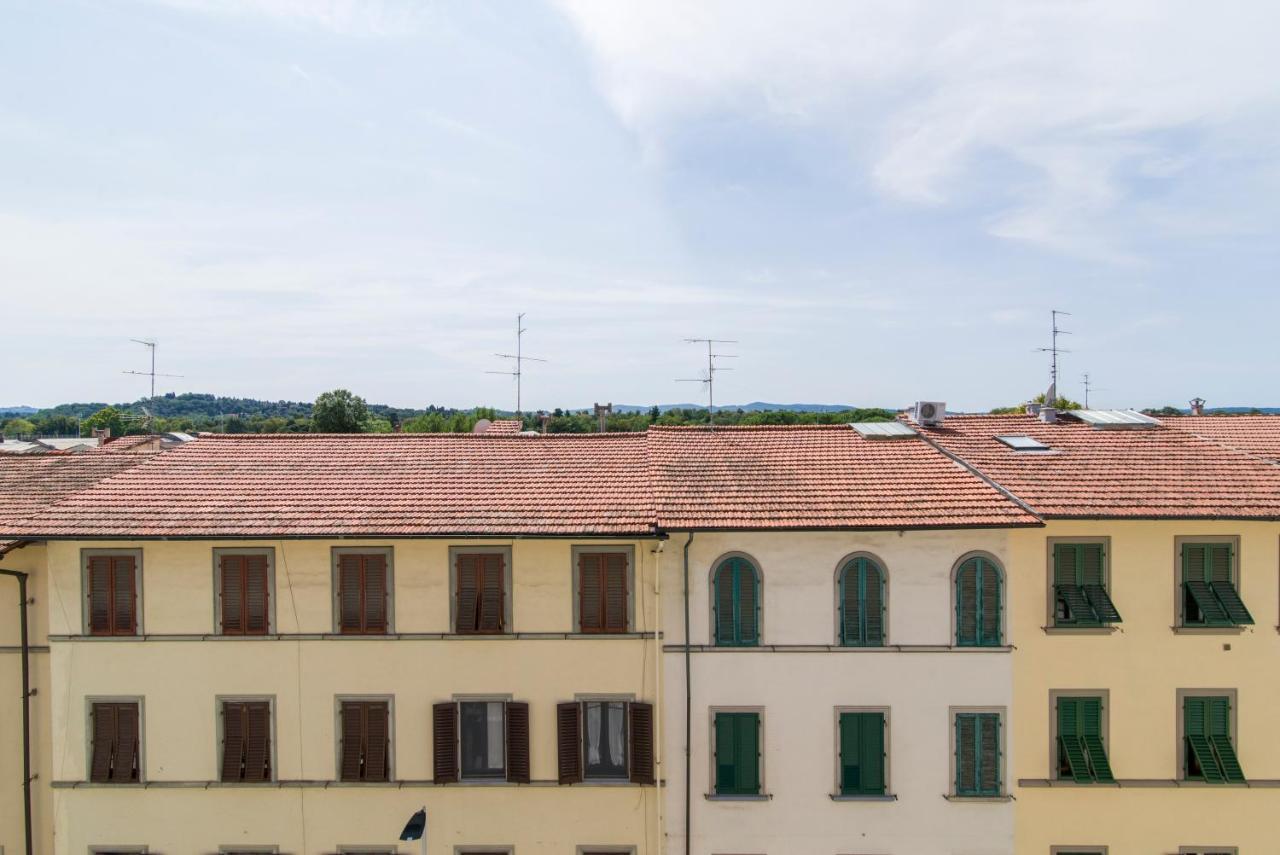 Visarno Arena Apartment Florenz Exterior foto